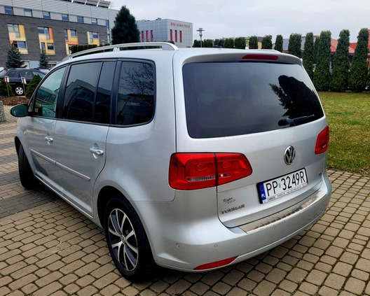 Volkswagen Touran cena 32900 przebieg: 261000, rok produkcji 2013 z Mrocza małe 67